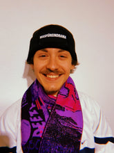 Lade das Bild in den Galerie-Viewer, Black Beanie WFED v1
